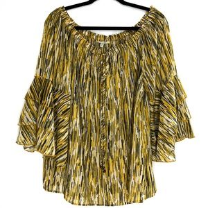Speed Limit MPH Blouse Size 1X- 2X but tight. Flare Bell Sleeve,Yellow black